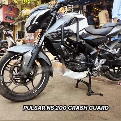 Pulsar NS 200 | MotorbikeCustoms