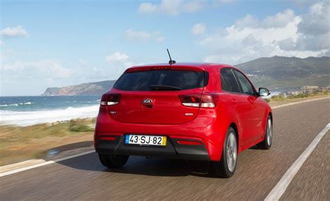 2018 Kia Rio Hatchback Red Test Drive Rear View Gallery (Photo 12 of 49)