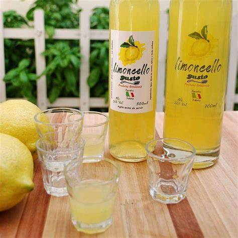 What Is Limoncello? What to Know About This Italian Drink | Italian ...