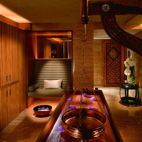 ayurvedic massage spa – Căutare Google in 2020 | Spa room decor, Spa ...