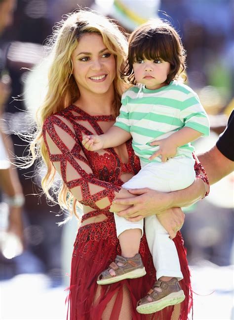 Shakira's World Cup song 'La,La,La' - Hit or Flop? Tell Us! - Rediff Sports