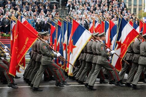 Military flags of Yugoslav army on Serbian military parade : r/vexillology