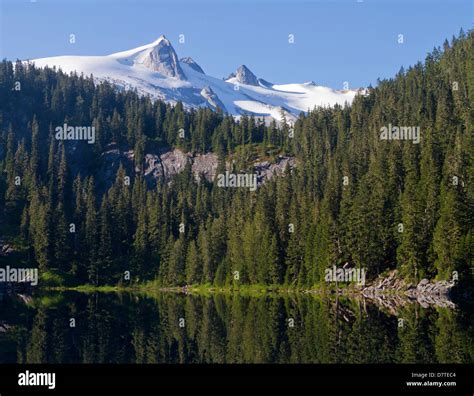 Glacier peak washington hi-res stock photography and images - Alamy