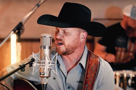 Cody Johnson Covers the Chicks’ ‘Travelin’ Soldier'