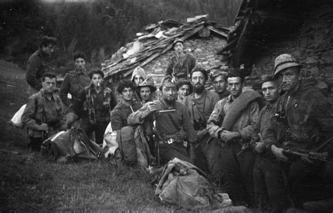 Italian partisans in the mountains of Piedmont, 1944 : r/wwiipics