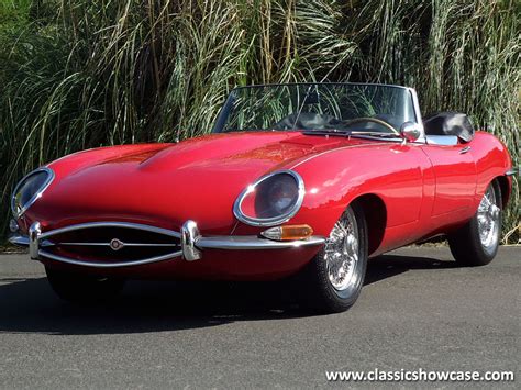 1966 Jaguar XKE - Information and photos - MOMENTcar