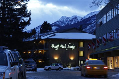 About Us – Banff Park Lodge