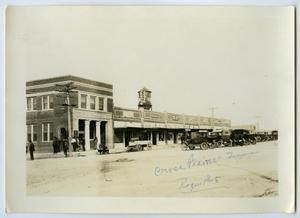 [Photograph of Cross Plains, Texas] - The Portal to Texas History