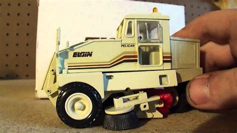 Model Review - 1:50 Elgin Pelican Street Sweeper - YouTube