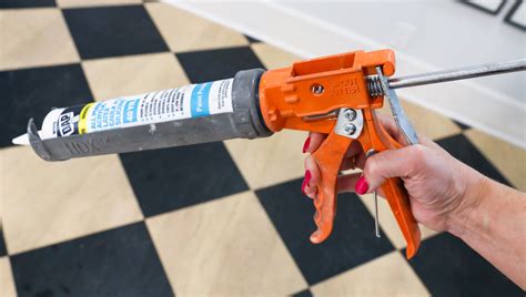 How To Use A Caulk Gun - Classy Clutter