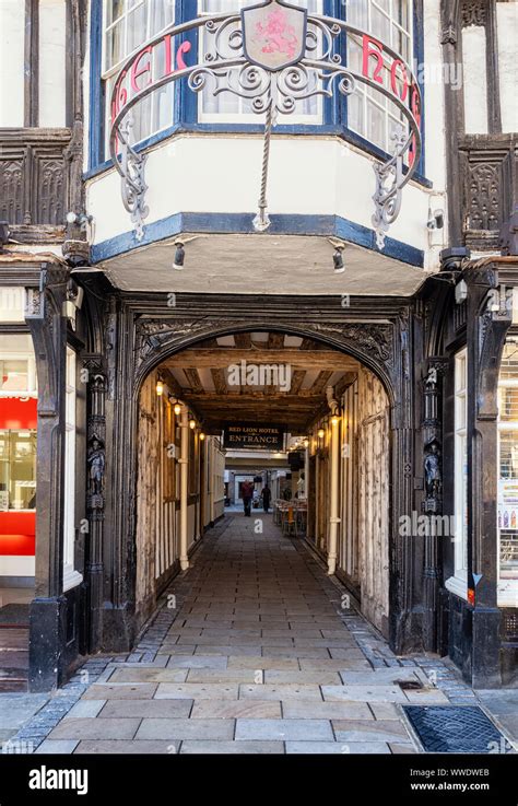 COLCHESTER, ESSEX - AUGUST 11, 2018: The Red Lion Hotel, a 15th Century coaching inn Stock Photo ...