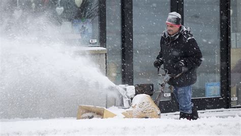 Ottawa's not-so-snowy snow storm in pictures | CBC News