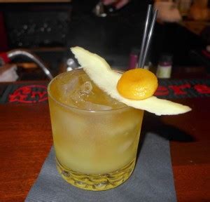 Bourbon cocktails: mysterious ... and easy - Hungry Travelers