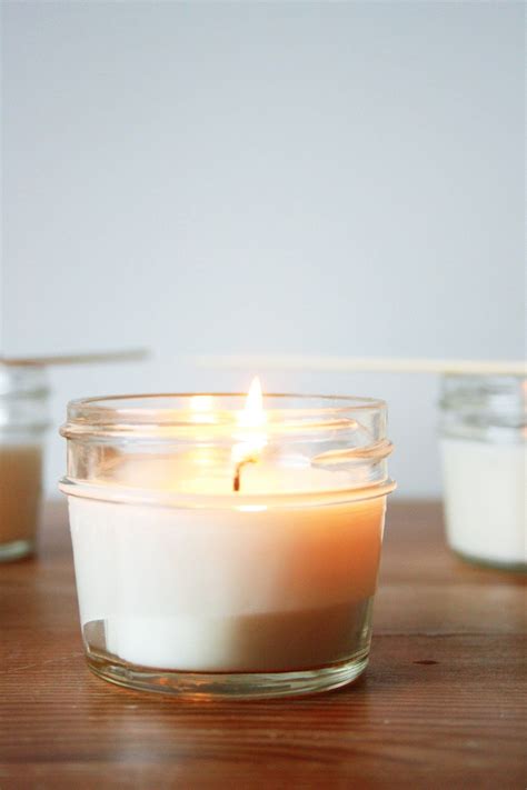 5 Ways to Make Your House Smell Amazing | Soy candles, Candle making ...