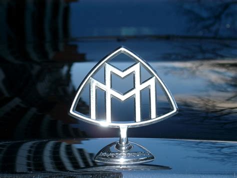 Maybach Logos