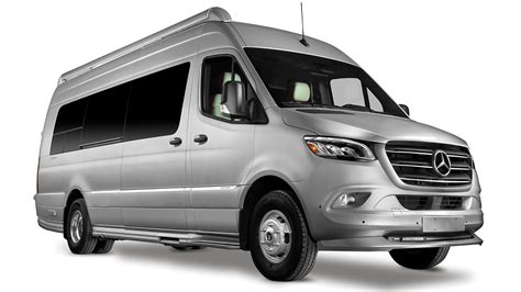 Interstate 24GL | Mercedes-Benz Touring Coaches | Airstream