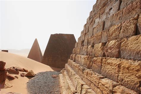 Kerma Sudan Meroe pyramids closer steps view - 44 :: World All Details