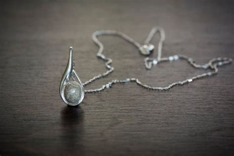 Teardrop Necklace - Sterling Silver - Nauvoo Remembered