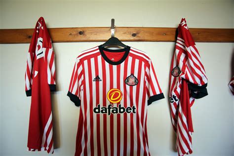 Your views on SAFC kit: from 'absolutely vile' to 'okay' or better ...