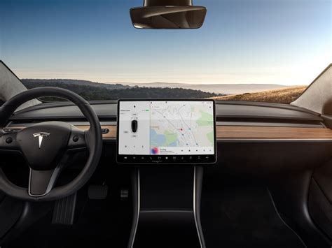 2025 Tesla Model 3: 79 Interior Photos | U.S. News