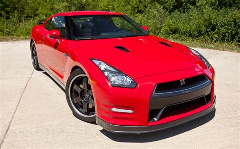 2013 Nissan GT-R Black Edition - Editor's Notebook - Automobile Magazine