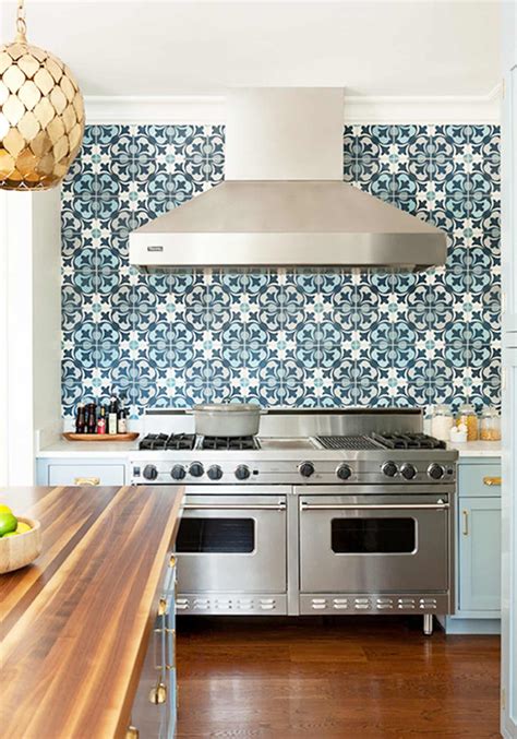 17 Tempting Tile Backsplash Ideas for Behind the Stove | COCOCOZY