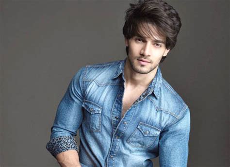 Sooraj Pancholi signs a romantic film : Bollywood News - Bollywood Hungama