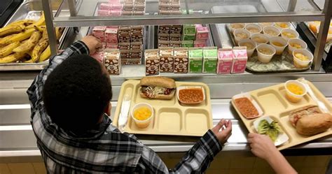 New Jersey School Considers Not Serving Lunch To Students Who Have ...