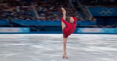 Russian Ice Skater Yulia Lipnitskaya Goes Viral With Captivating Routine