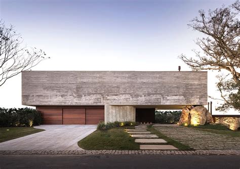 51 Brutalist House Exteriors That Will Make You Love Concrete Architecture | Concrete ...