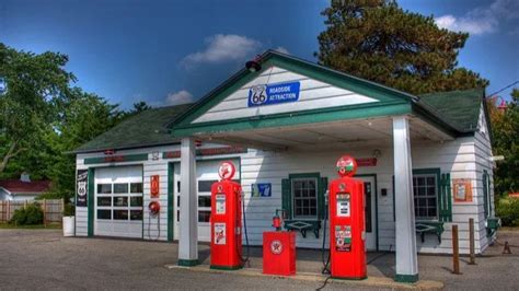 Visit These Iconic Route 66 Gas Stations