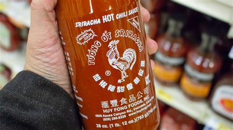 Everything You Need To Know About 2022's Sriracha Shortage