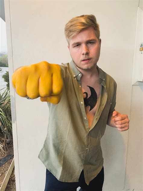 My Iron Fist Cosplay : r/Marvel