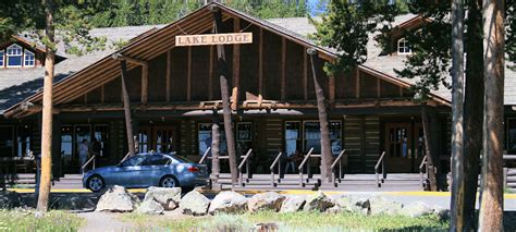 Lake Lodge Cafeteria | Yellowstone Dining