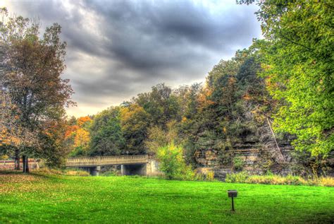 Landscape view of Apple River Canyon State Park, Illinois image - Free stock photo - Public ...