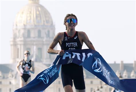 Triathlon-Briton Potter claims Paris 2024 test event win | Reuters