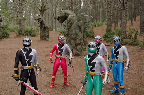 Power Rangers Breaking Ground; Movie To Feature Gay Power Ranger