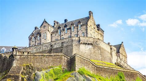 12 Intriguing Facts About Edinburgh Castle - Facts.net