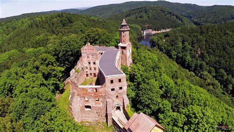 Image result for zamek grodno castle poland | Monument valley, Monument ...