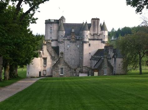 Castle Fraser - Inverurie, Aberdeenshire | Castle fraser, Scotland castles, Famous castles