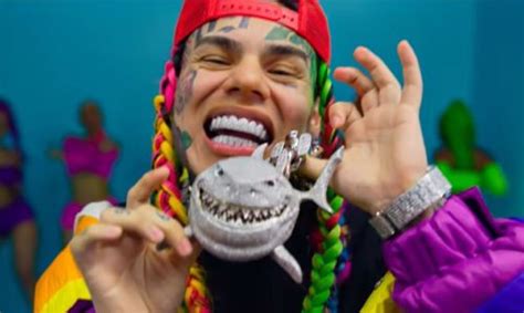 Tekashi 6ix9ine rats on himself with new album ‘TattleTales’ - Far Out Magazine