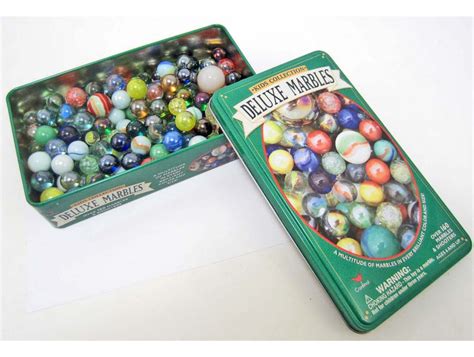 VINTAGE DELUXE MARBLES GAME IN TIN