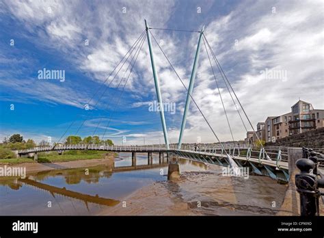 Lancaster. River Lune. Millennium Bridge Stock Photo - Alamy