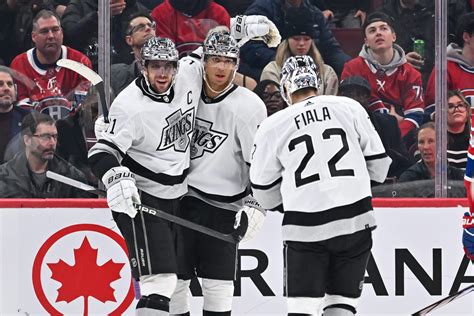 Los Angeles Kings Make NHL History with 11th Consecutive Road Win - BVM ...