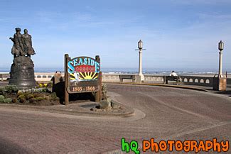 Seaside Oregon Boardwalk Photo