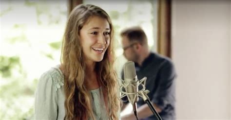 ‘Trust In You’ – Beautiful Worship Song From Lauren Daigle