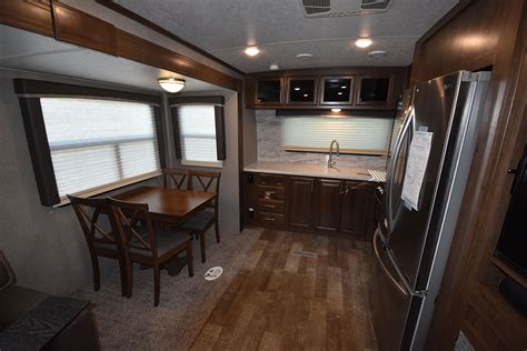 New 2020 Rockwood Signature Ultra Lite 8335SB Travel Trailer – RV Trailer and Product News