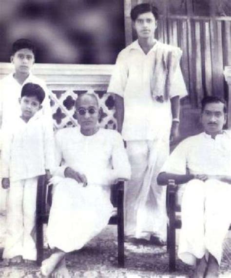 Kamal Haasan family, childhood photos | Celebrity family wiki