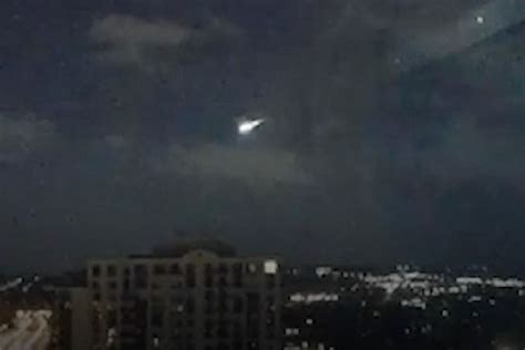 'Safe Fireball' Lights Up Sky Over the U.S. and Canada: See Video