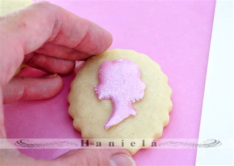 Cameo Cookies | Haniela's | Recipes, Cookie & Cake Decorating Tutorials